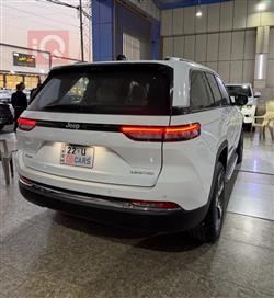 جيب جراند شيروكي